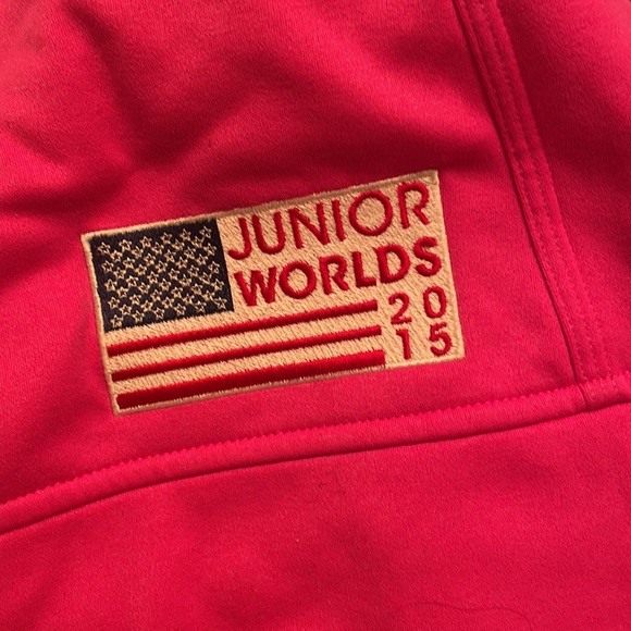 North Face pink women’s small zipper front very good condition priced to sell - Picture 5 of 5